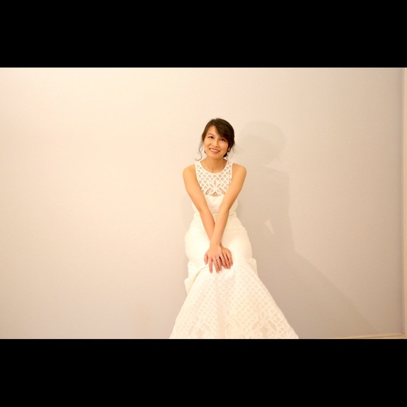 Vera Wang Halter Embroiled Evening Dress -size 0-2 - Picture 2 of 5